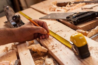 Saw Blade Wax, Screw Wax, Wood Sealer, and Water Resistant!  Bee's Knees Zipper Wax Does it ALL!