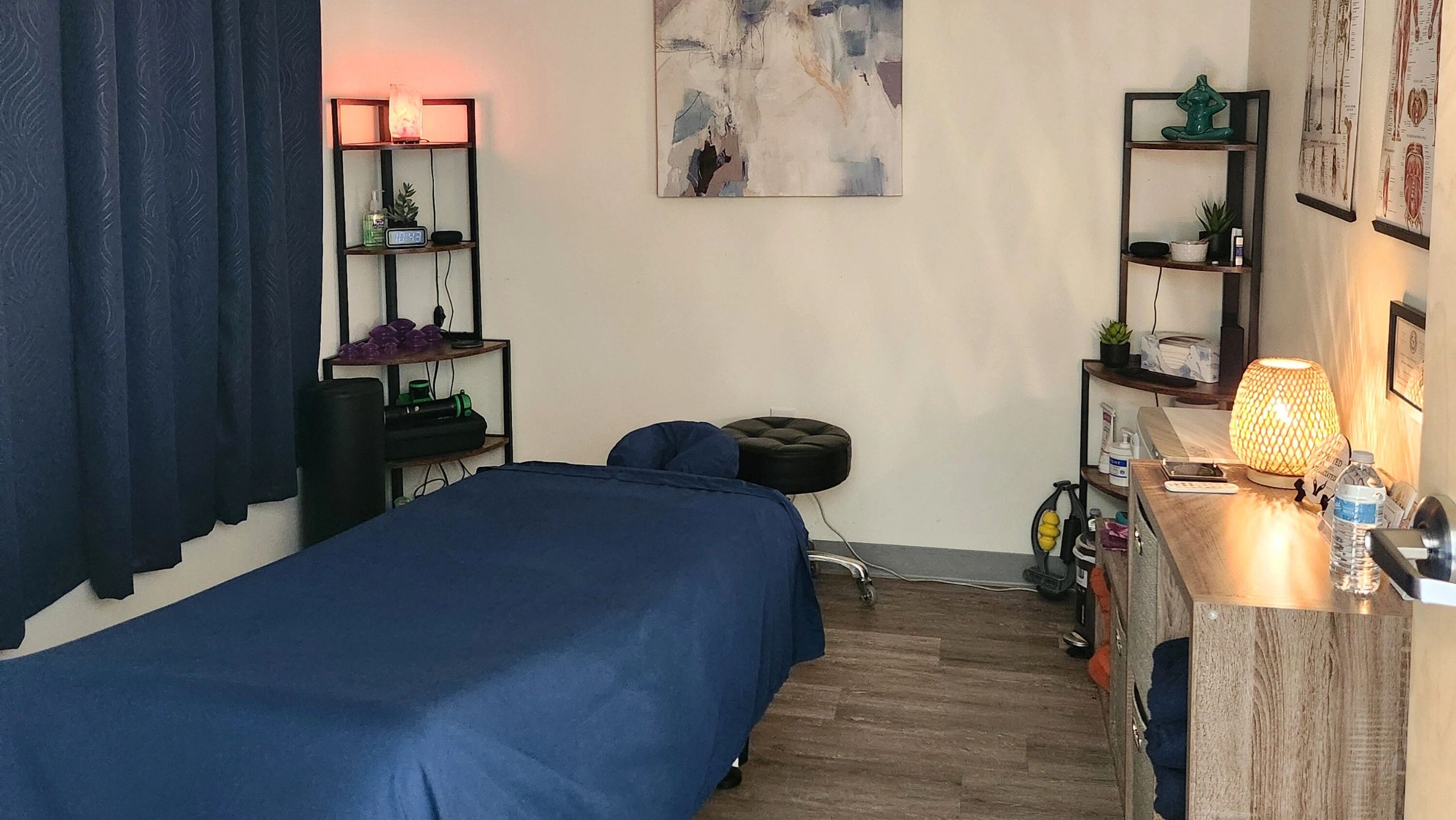 Mindful Hands Massage therapy room in San Marcos, Texas.