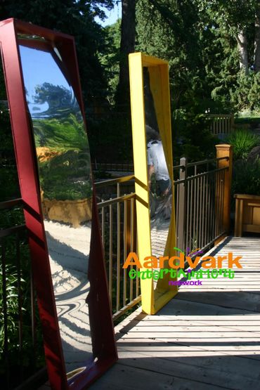 Fun mirrors from Aardvark Entertainment