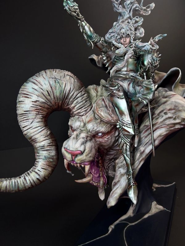 Griffith and Zodd
1:6 Scale