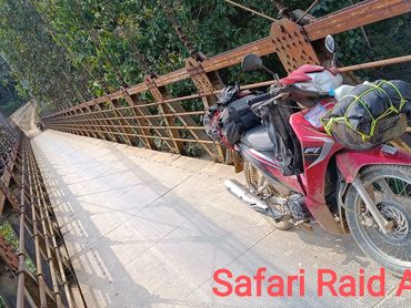 Raid Trip scooter 125 Thaïlande Laos Pont cable
