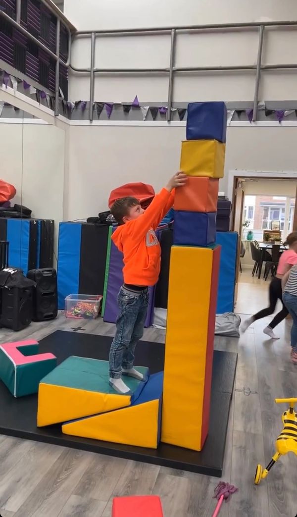 Childrens holiday clubs Bicester at The Just For Kids Company