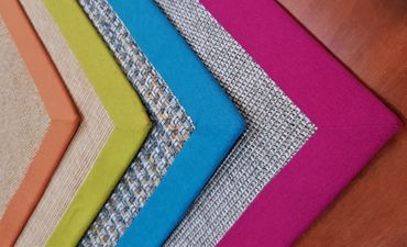 Renkli bordür tasarımı yaptığımız halılar