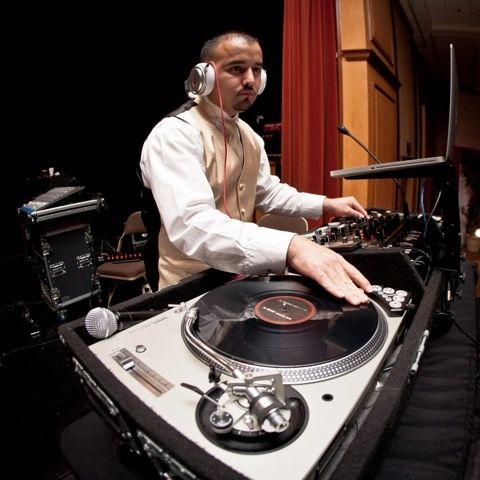 DJMAD3000 aka DJ MARCO #lasvegasdj #latinodj #weddingdj #quinceaños #sweet16 #party #discjockey #dj