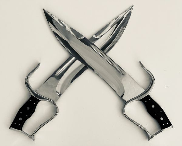 The New Bart-Cham-Dao / Wing Chun Blades for all disciples of the Lau Wei Wing Chun Kung Fu Tong