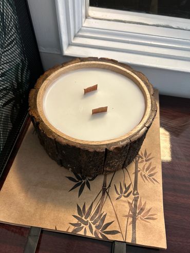 Wooden 60oz natural wood vessel with coconut soy blended wax.