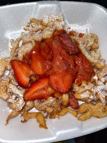 LemmeFeedYouSumn funnel cake - sweet Creole treat in Manteca.