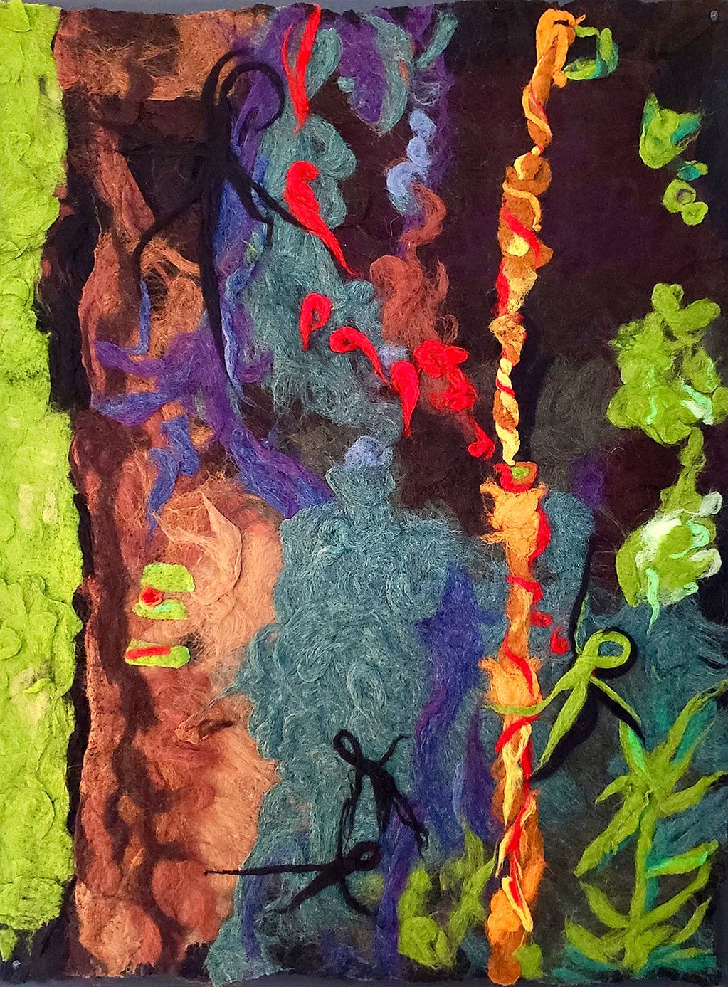 A SIMPLE TWIST
36" x 48"
Correndale & Peruvian Highland wool.
Mounted on painted 1.5" artist canvas