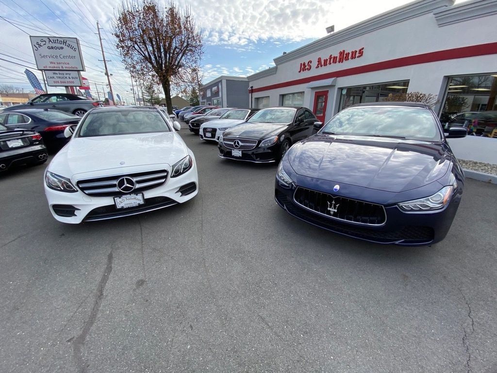 J&S AutoHaus Buys Cars Sell Your Car Trenton, New Jersey