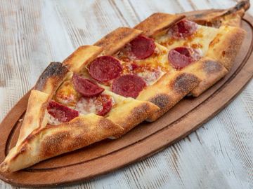 Pide with Soujouk - Sucuklu Pide