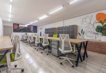 coworking inspira, oficina coworking, arrendamiento oficina medellin, oficina coworking medellin