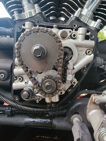 Broken cam chain tensioner