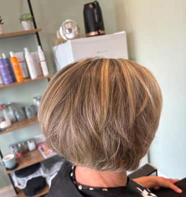 Textured bob with highlights
