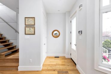 hardwood floors by BYRUI Construction