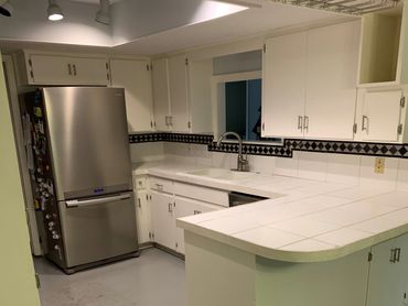 Probuild Creations LLC kitchen makeover Atlanta GA picture of old kitchen before remodel