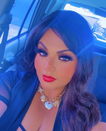 La Bella Alexandra Mojica! carismatica, alegre y con mucha alegria en sus presentaciones.