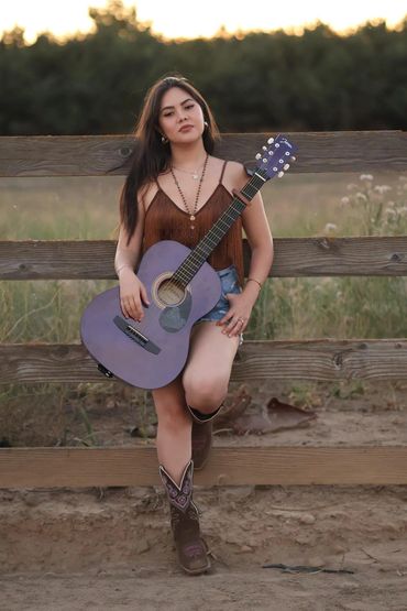 Arlene Rose! la proxima reyna del regional mexicano! una chica joven llena de talento y carismatica