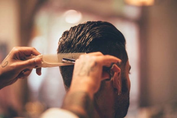 Barbershop Downtown Vancouver
Men’s haircut Vancouver
Skin fade Vancouver