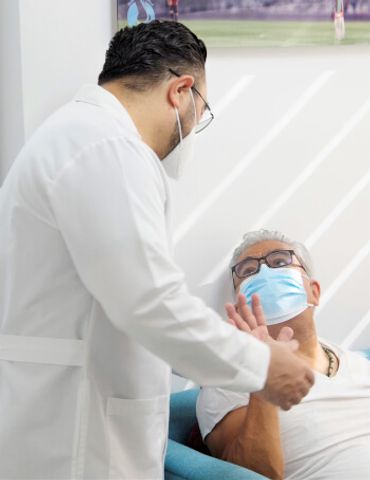 Víctor Axotla Instituto de la Rodilla y Cadera, especialistas en Traumatología Deportiva y Ortopedia