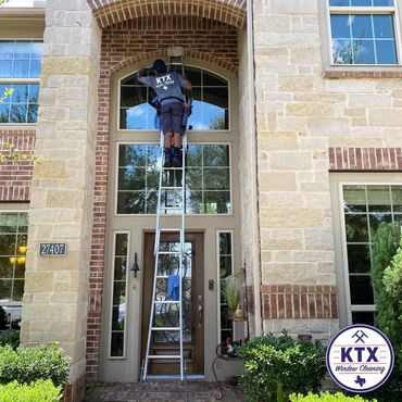 Best Window Cleaner in Fulshear, TX