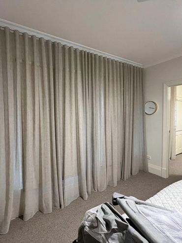 Sheer fabric curtain