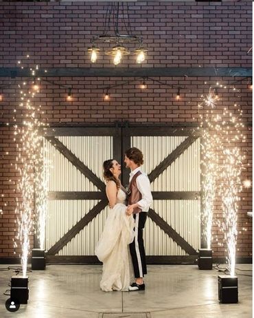 Wedding with Four Cold Sparklers.
