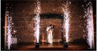Wedding with four Cold Sparklers.