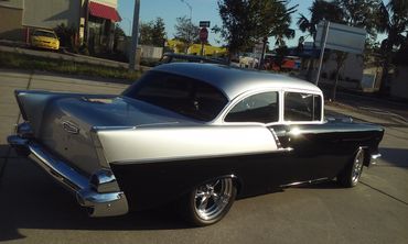 JuniorsRestorations.com car restoration,
Porsche vintage porsche restoration,
vehicle restorations