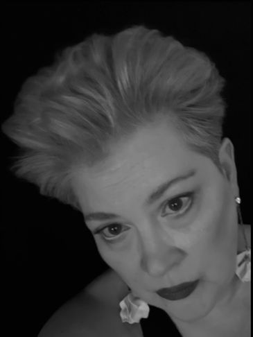 Author photo of Denise Farinelli
