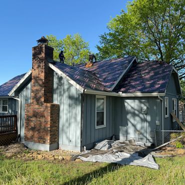 Olathe, Kansas
Residential roofing project completed by Pro Roofing Systems in Olathe, KS.