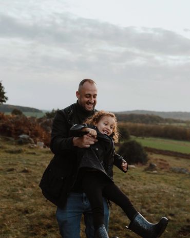 daddy and daughter outdoor family session