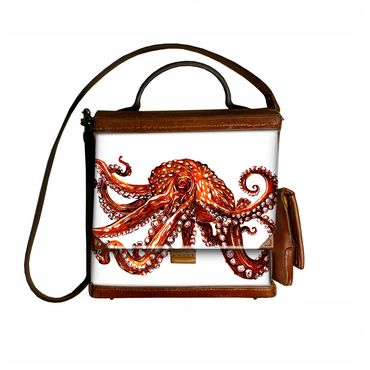 Gigantic Pacific Octopus can grow to 110lbs and 20 feet in length.