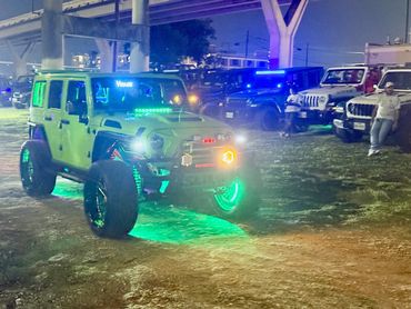HOUSTONJEEPERS IN HOUSTON DOWNTOWN