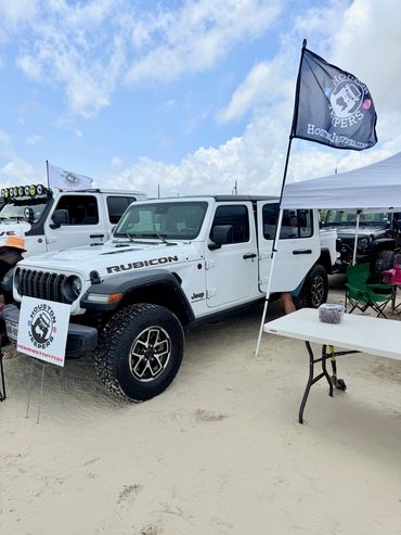 TOPLESS AT SURFSIDE BEACH - 05/16/2026 - ASSISTANCE: 65 JEEPS