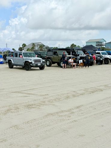 TOPLESS AT SURFSIDE BEACH - 05/16/2026 - ASSISTANCE: 65 JEEPS