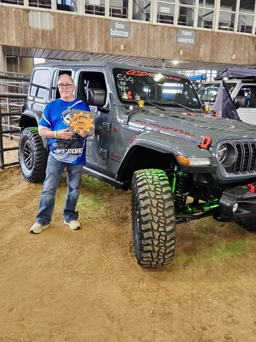 HOUSTONJEEPERS WON THE BEST JEEP CLUB IN TEXAS AWARD