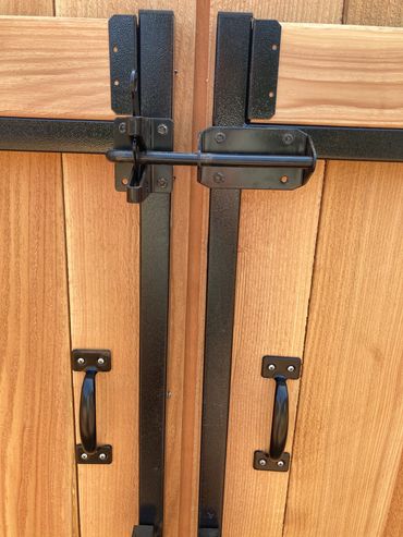 Latch and handles on double drive gate system