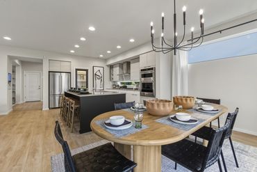 High-end real estate dining room photo