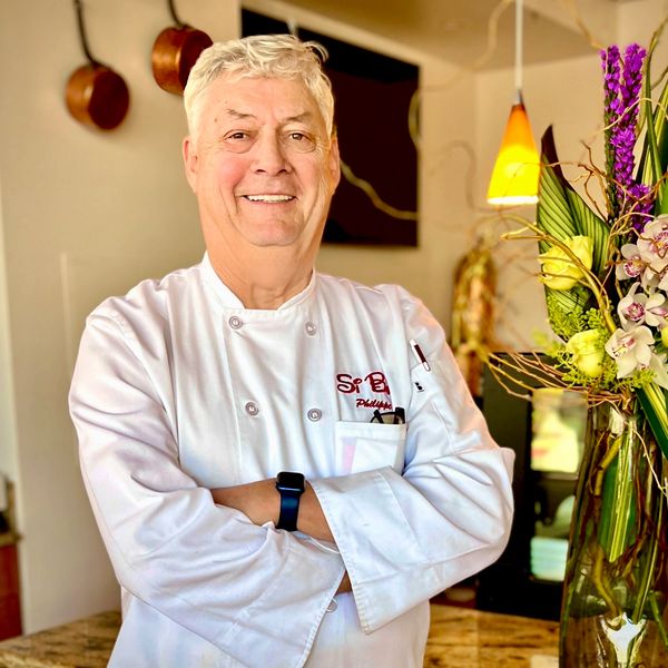 Si Bon Catering: Where professional chefs craft culinary masterpieces for your events.
