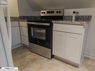PRNac-LLC-Now-Leasing-1222-Raguet-St-Unit-2-Nacogdoches-TX-75961-1-Bedroom-Furnished-Apartment