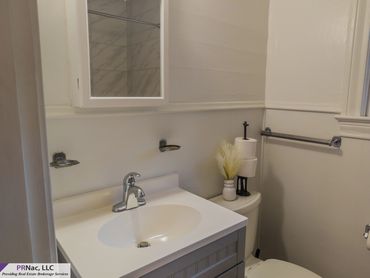 PRNac-LLC-Now-Leasing-1222-Raguet-St-Unit-2-Nacogdoches-TX-75961-1-Bedroom-Furnished-Apartment