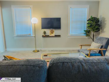 PRNac-LLC-Now-Leasing-1222-Raguet-St-Unit-2-Nacogdoches-TX-75961-1-Bedroom-Furnished-Apartment