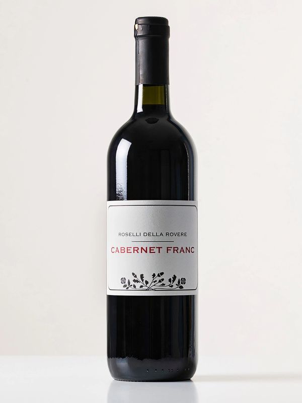 A bottle of Roselli Della Rovere Cabernet Franc wine with a simple white label.