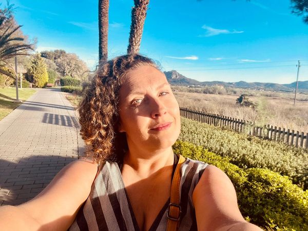 owner founder director at Tramuntana Academy Puerto Pollensa. Elodie Carle.