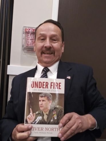 Colonel Oliver Norths Book "UNDER FIRE"