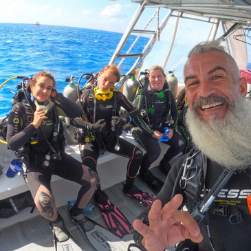 Buceo certificado con Michel Abrão Alma Libre Dive Cozumel