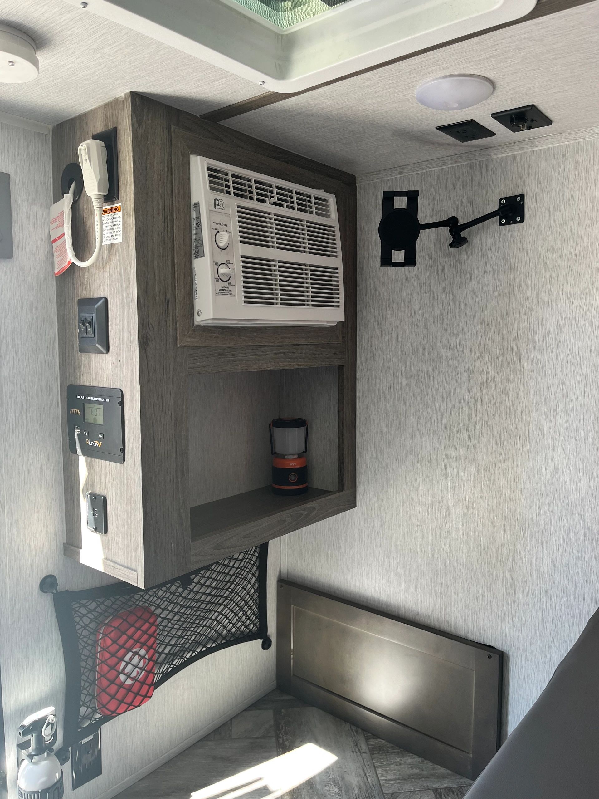 A/c unit for the hot days 120v need to run unit