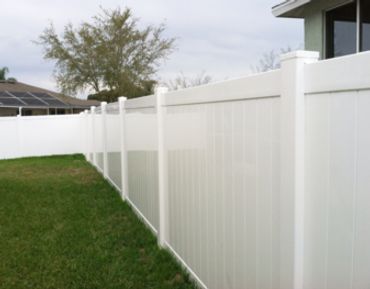 Tan Vinyl Fence Installer Brandon FL