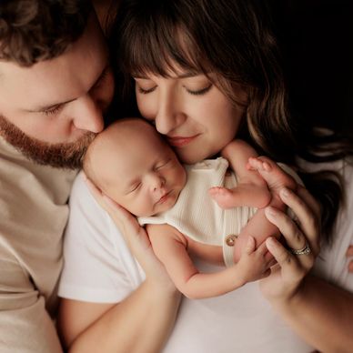 Spokane Washington Indian Trail Family Newborn Child Maternity Photographer