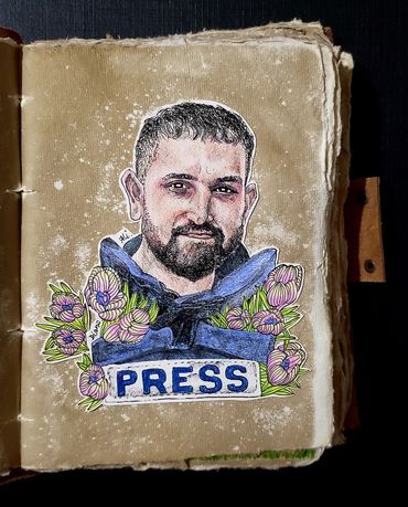 A portrait of Palestinian Journalist Ali Jadallah with flowers.